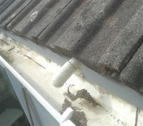 Gutter clearing